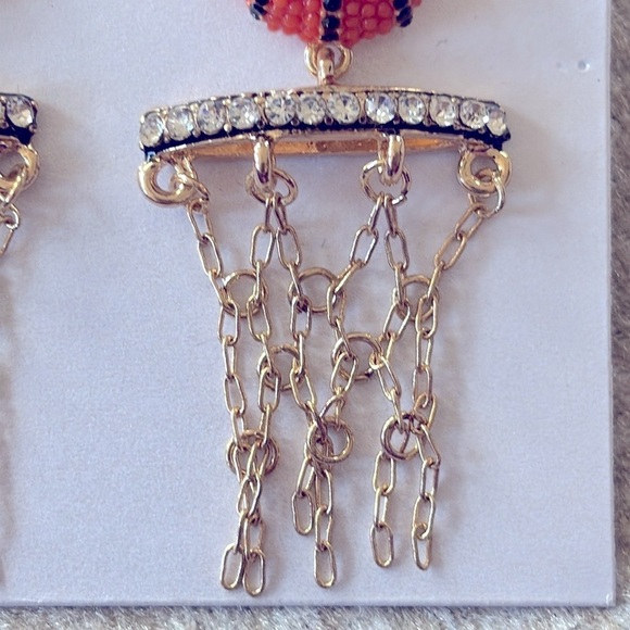 Brand New BaubleBar Basketball Drop Earrings Gold Tone Chain Net March Madness - Picture 6 of 12